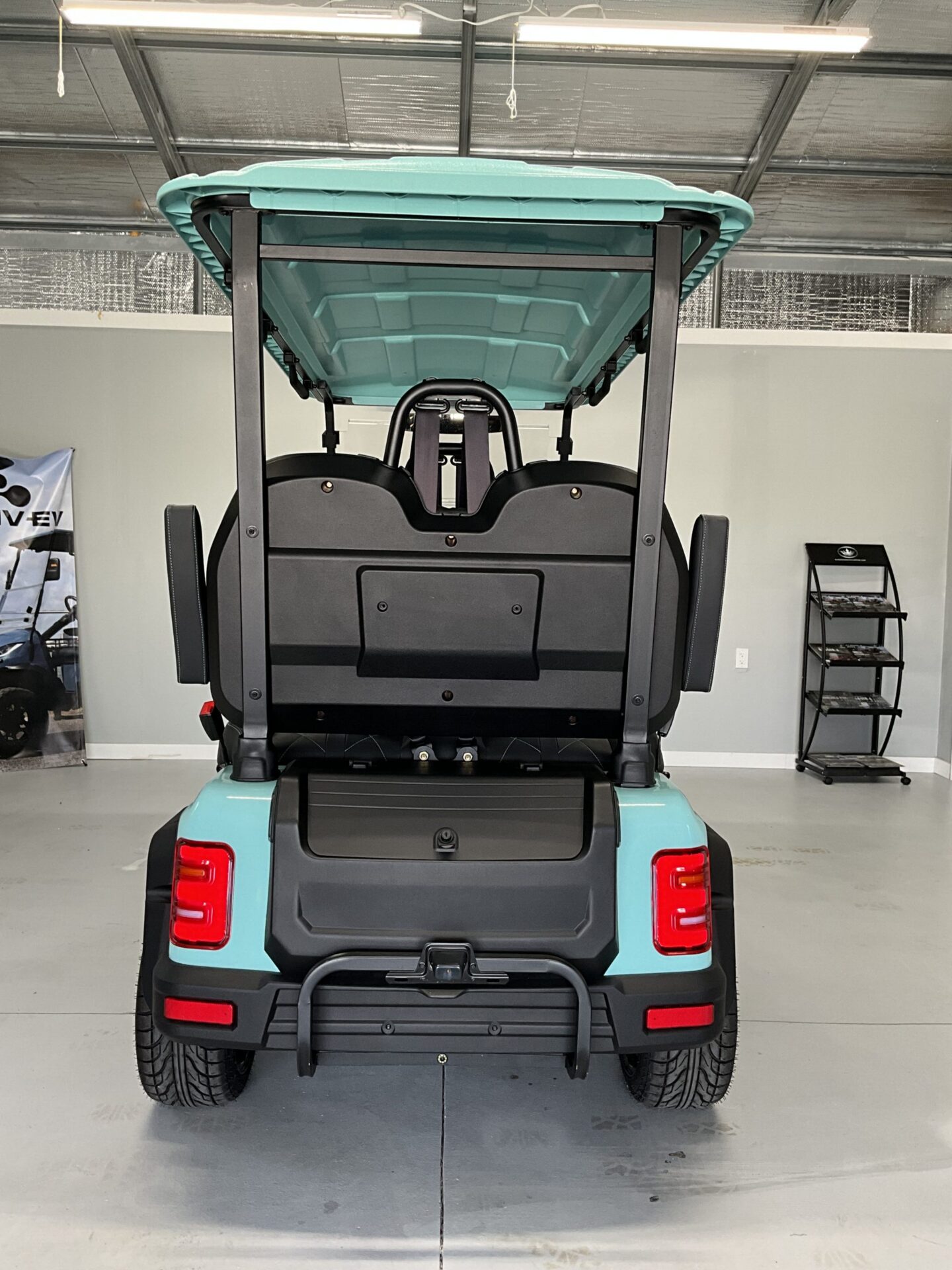 2026 Axios Arion E22 Lifted