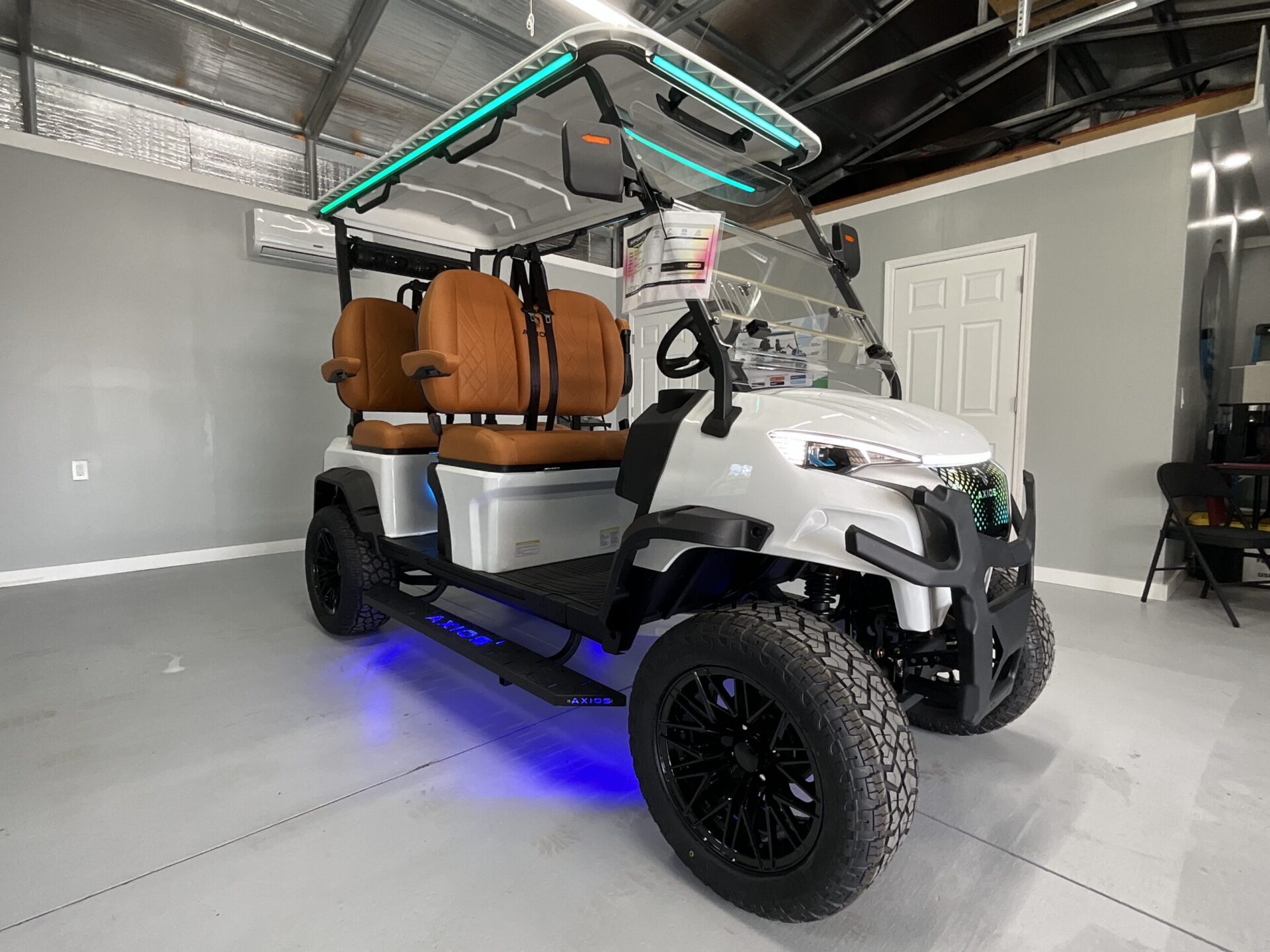 2026 Axios Arion E40 Lifted